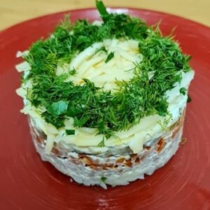 Салат с куриной печенью